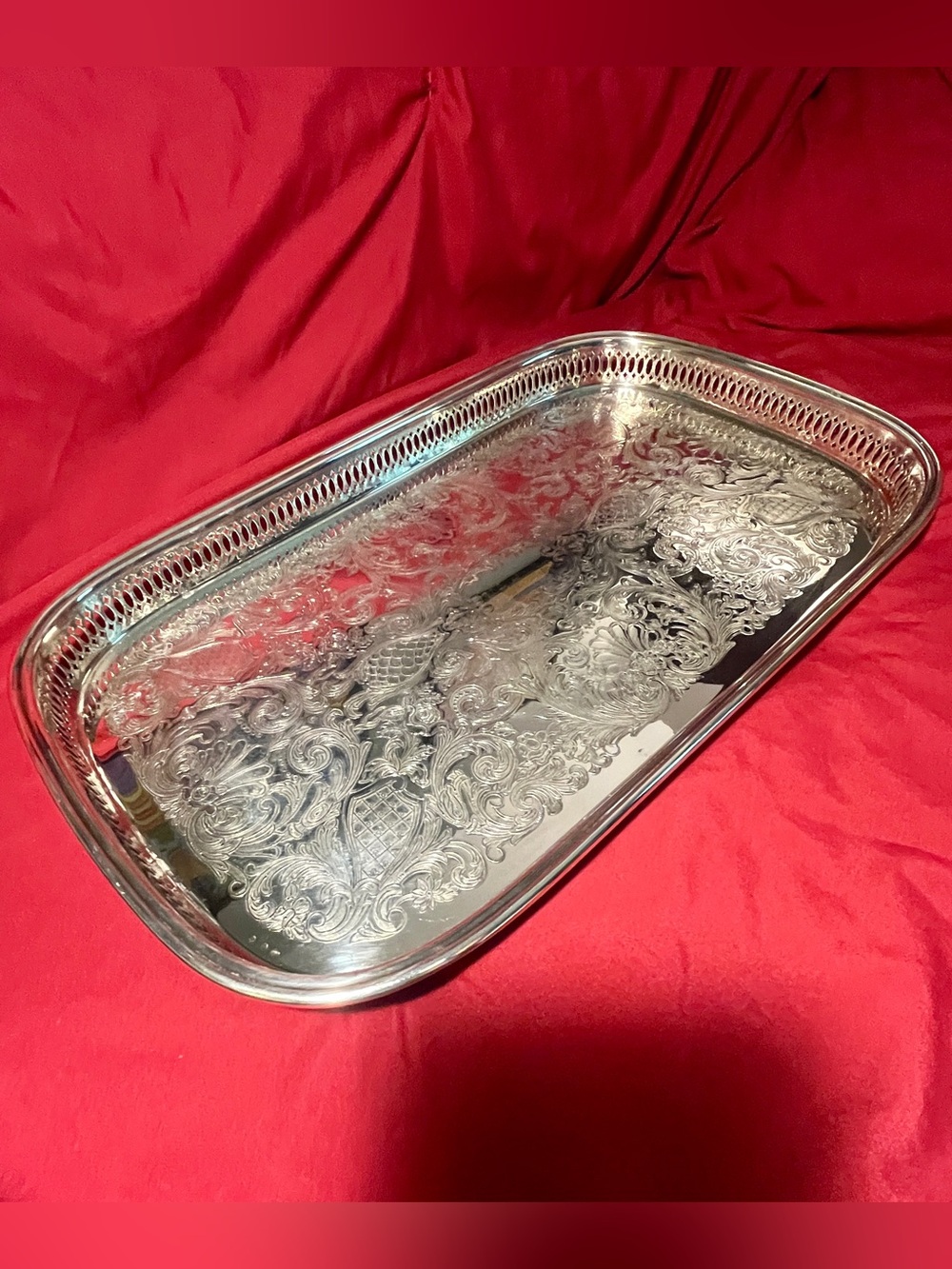 Silver Plate Oneida Large Serving Tray | Ornate Gallery Piece | VTG Collection